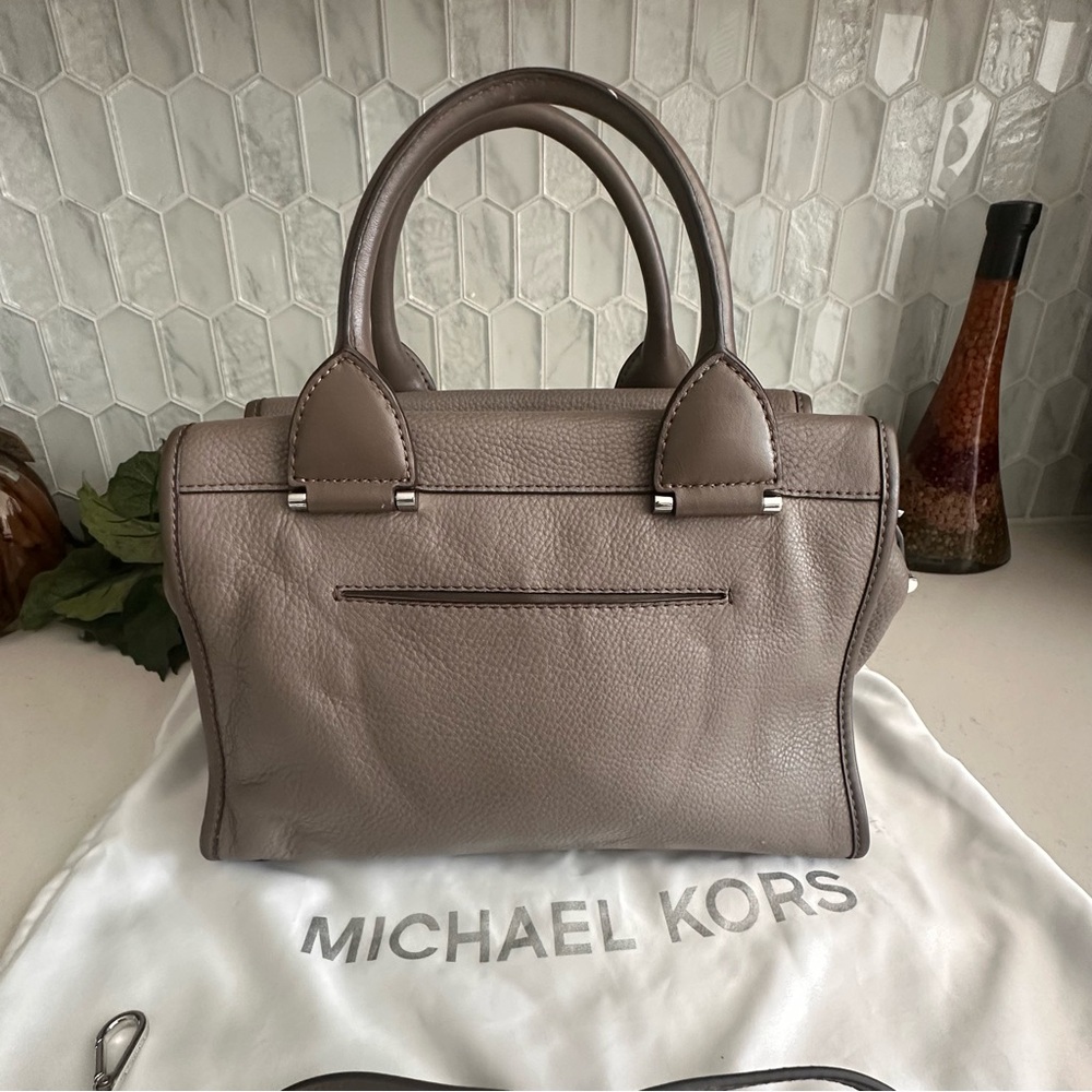 Michael Kors Bedford Pebbled Leather Satchel Bag With Tassels - Taupe - Picture 3 of 13